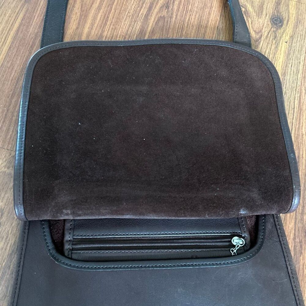 Coach Vintage leather tassel bag. - Picture 4 of 11